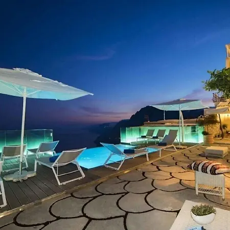 Casa Vacanze Con Piscina *