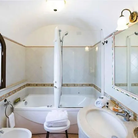 Apartamento Casa Vacanze Con Piscina Positano
